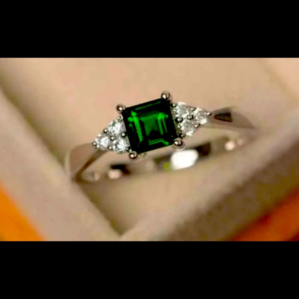 Adorable Sterling and Simulated Emerald & CZs